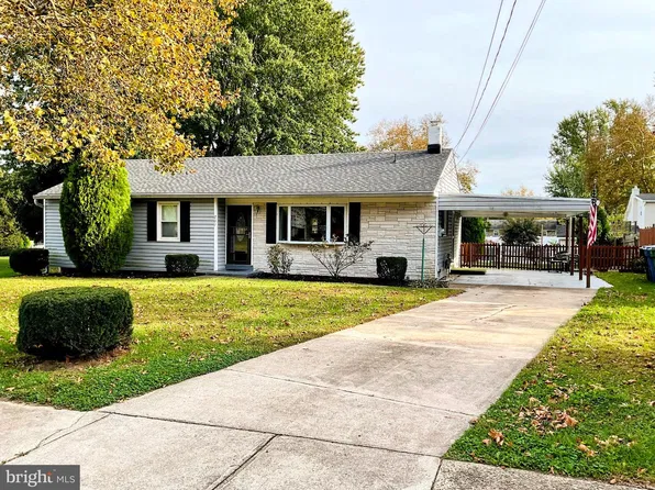 207 Highland Ave, Sewell, NJ 08080