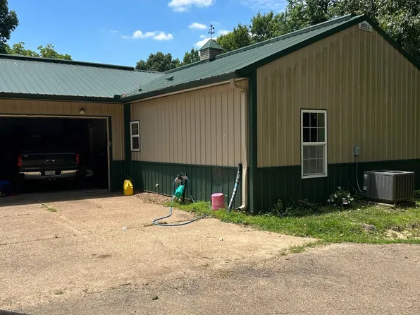 8200 Brunswick Rd, Millington, TN 38053
