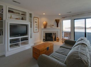 70 Clubhouse Tower Cir, Moneta, VA 24121