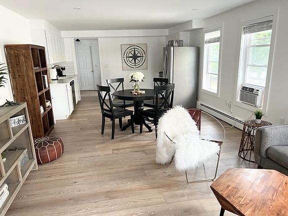 3rd image of 41 Waveway Ave #2