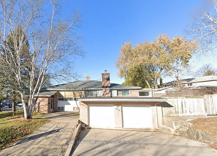 737 Botany Hill Cres #B