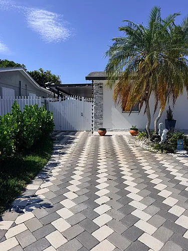 11845 SW 194th Ter #1/1 Photo 1