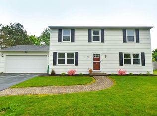 52 Delemere Blvd, Fairport, NY 14450