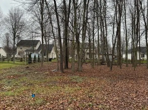 1021 Pamshire Downs Ct, Holland, OH 43528