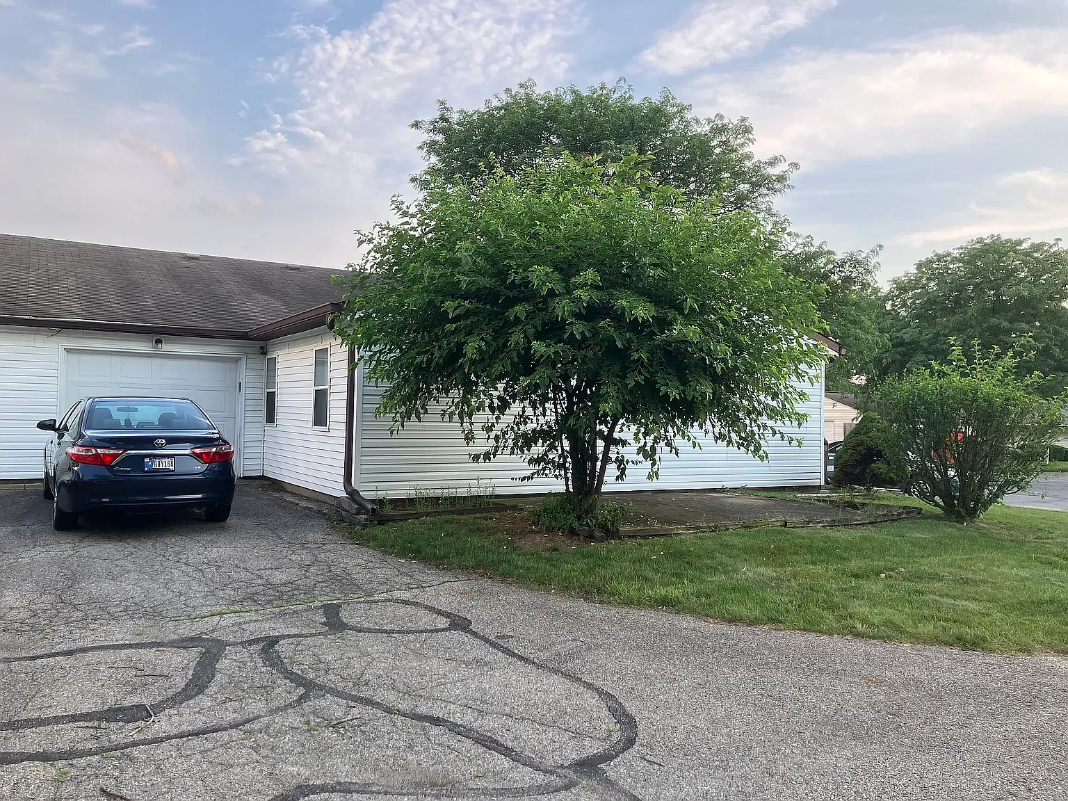 2 bed, 1.5 bath, 1100 sqft, $1,500 — Photo 2