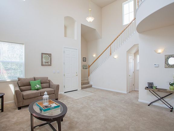 3rd image of 262 Diego Ln