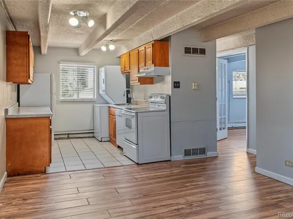 1180 Yosemite Street, Denver, CO 80220