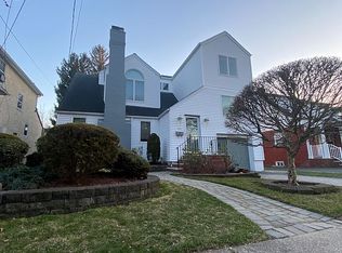 500 Martense Ave, Teaneck, NJ 07666