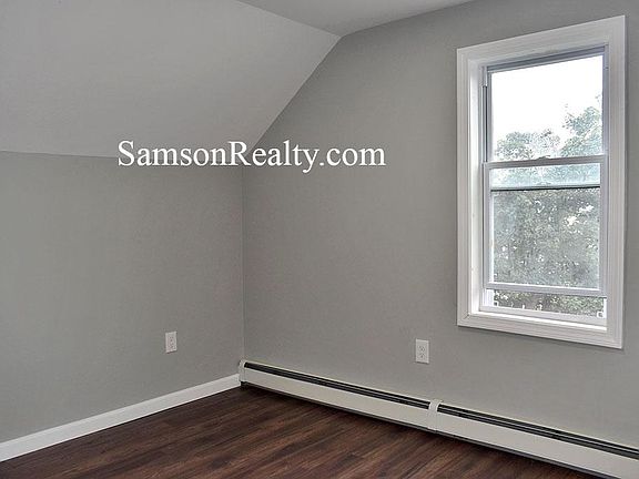 5th image of 136 2nd St Floor 2