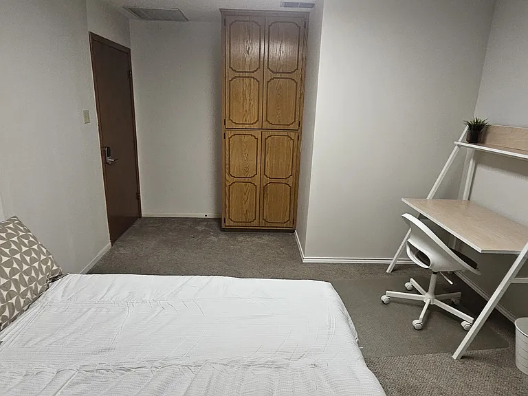 5618 Sir Gareth Dr #6 — Photo 1