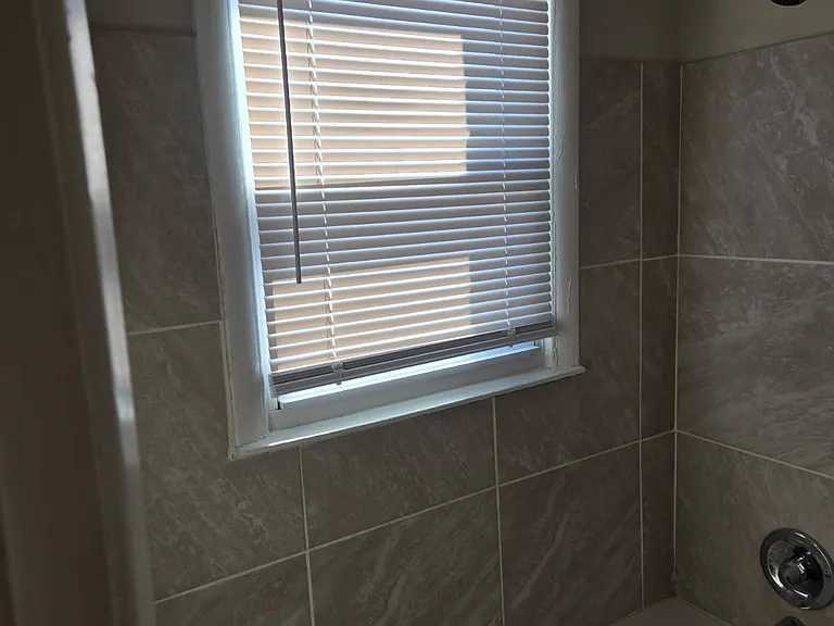 2827 N Ohenry Blvd #E — Photo 28