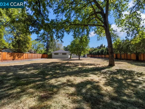 70 Haven Ln, Walnut Creek, CA 94597