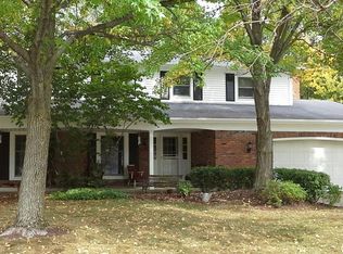 20862 Burgandy Dr, Strongsville, OH