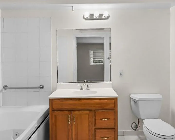 4262 Lindblade Dr — Photo 17