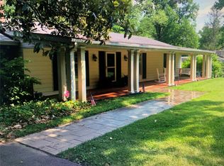 514 S Spoede Rd, Saint Louis, MO 63131