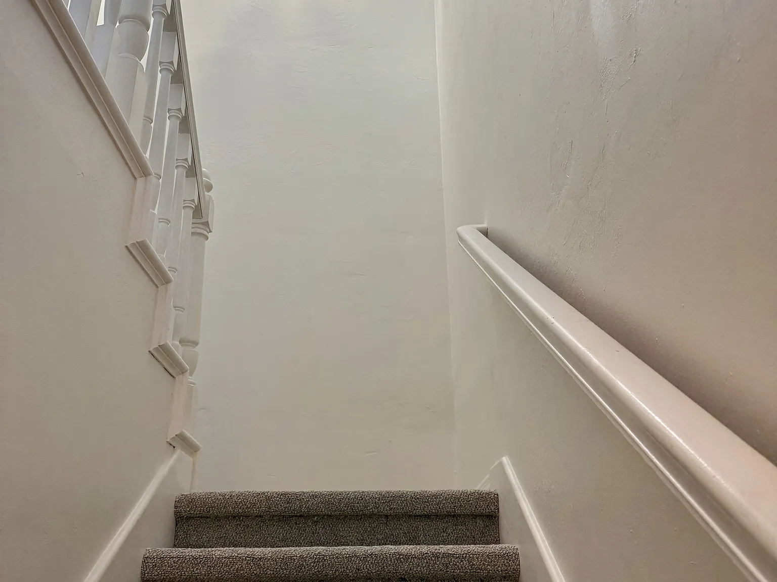 1 bed, 964 sqft, $3,000 — Photo 3
