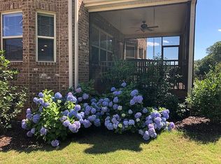 263 Tuxedo Ln, Greer, SC 29651