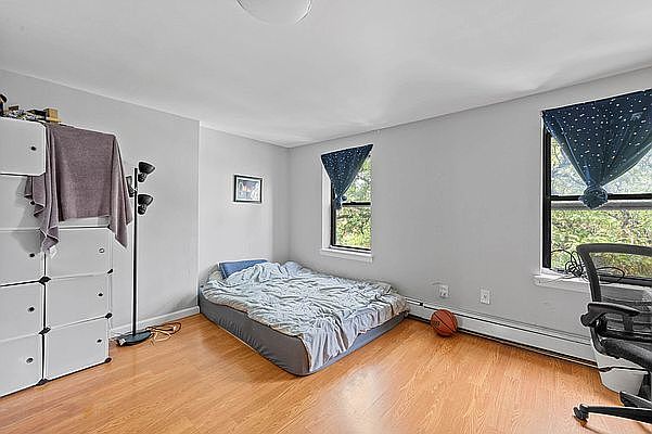 1st image of 572A Myrtle Ave Ste 3
