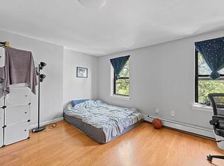 572A Myrtle Ave STE 3, Brooklyn, NY 11205