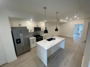 322 N Conway St, Raymore, MO 64083