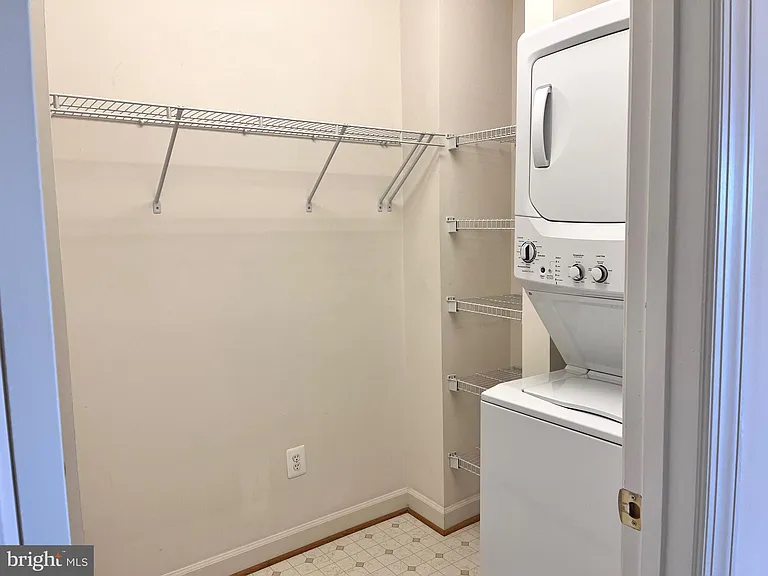 5605 Harrington Falls Ln #F — Photo 60