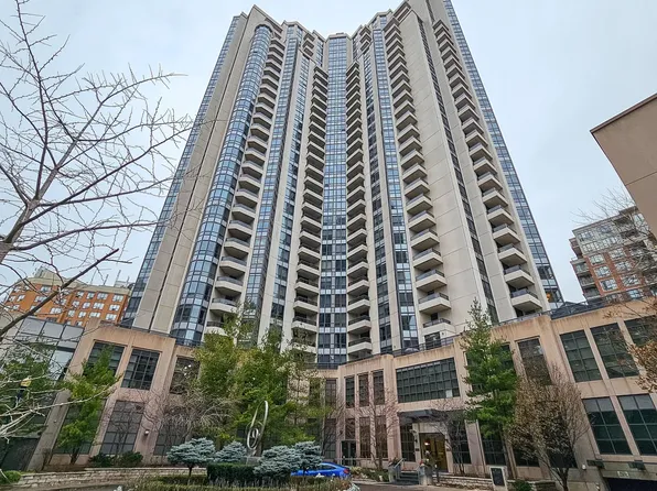 500 Doris Ave, Toronto, ON