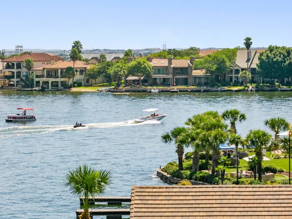 1000 The Cape Unit 36 Road, Horseshoe Bay, TX 78657