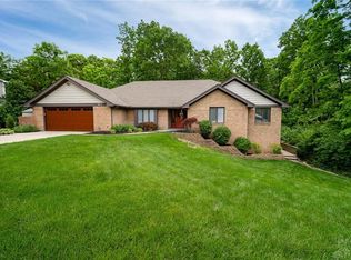 911 Oaknoll Dr, Springboro, OH 45066
