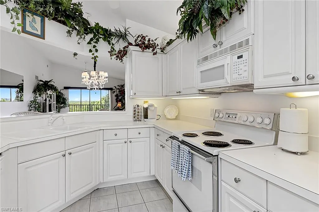2 bed, 2.0 bath, 1434 sqft, $5,500 — Photo 3