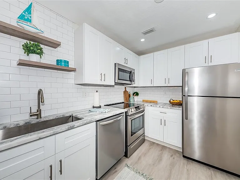 5004 Starfish Dr SE #F — Photo 6