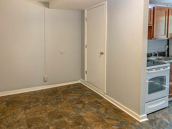 4th image of 706 Chickamauga Ave APT 15