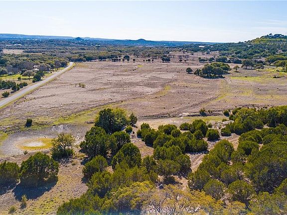 4th image of 1325 Skyline Dr