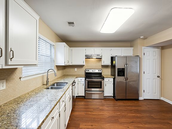3rd image of 5147 Afton Way SE