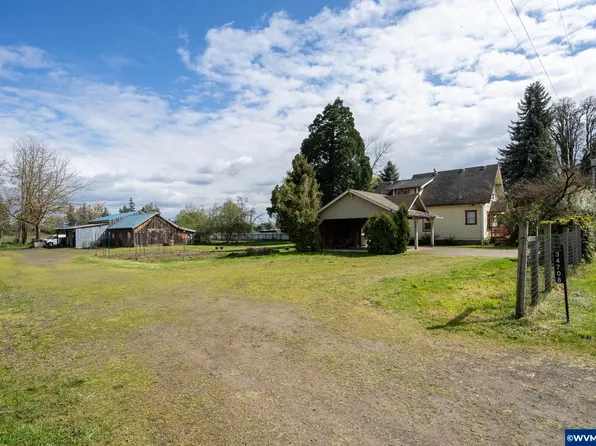 34708 S Meridian Rd, Woodburn, OR 97071