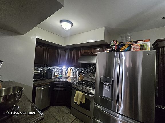3rd image of 22 Daffodil Ln #1