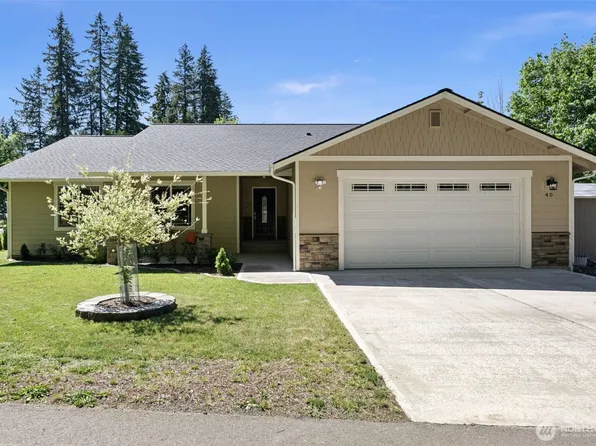40 NE Eagle Crest Place, Belfair, WA 98528