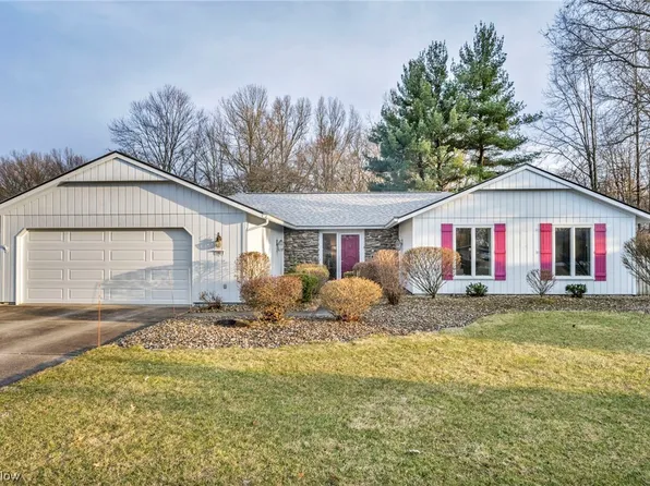 10811 Clear Brook Cir, Strongsville, OH 44149