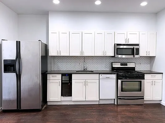 Rented by Dallien Realty Limited Liability Company | media 7