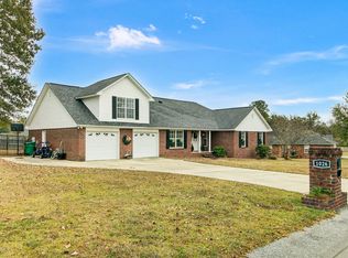 1026 Shortleaf Dr, Manning, SC 29102