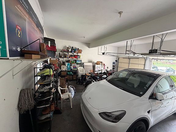 5th image of 48 Chatfield Dr