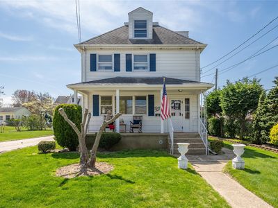44 Avenue B, Port Washington, NY, 11050