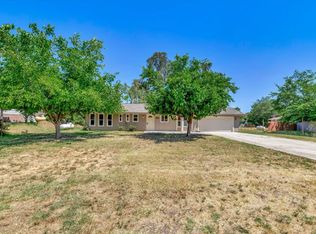 18543 Ridgedale Dr, Madera, CA 93638