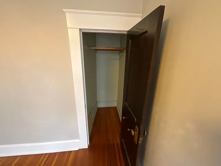 1117 Lexington Ave — Photo 8