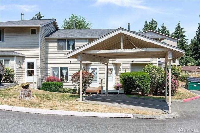 1st image of 5725 Wisteria Ln NE