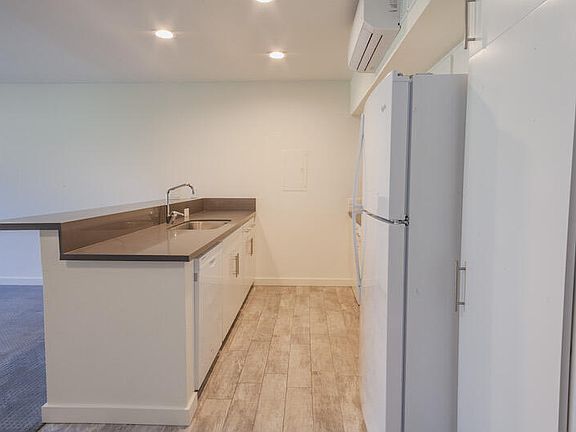 4th image of 1655 E Palm Canyon Dr Unit 310