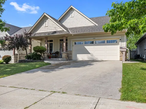 292 Walnut St, Lucan, ON N0M 2J0