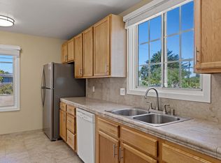 1155 Seaview Ave, Pacific Grove, CA 93950