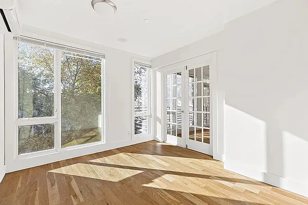 Rented by Freestone Property Group | media 9