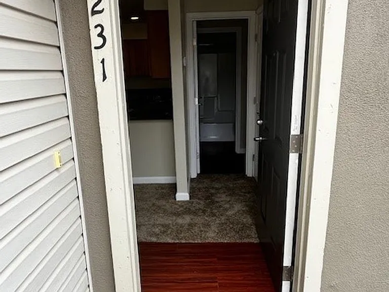 Carmel Woods Apartments — Photo 107