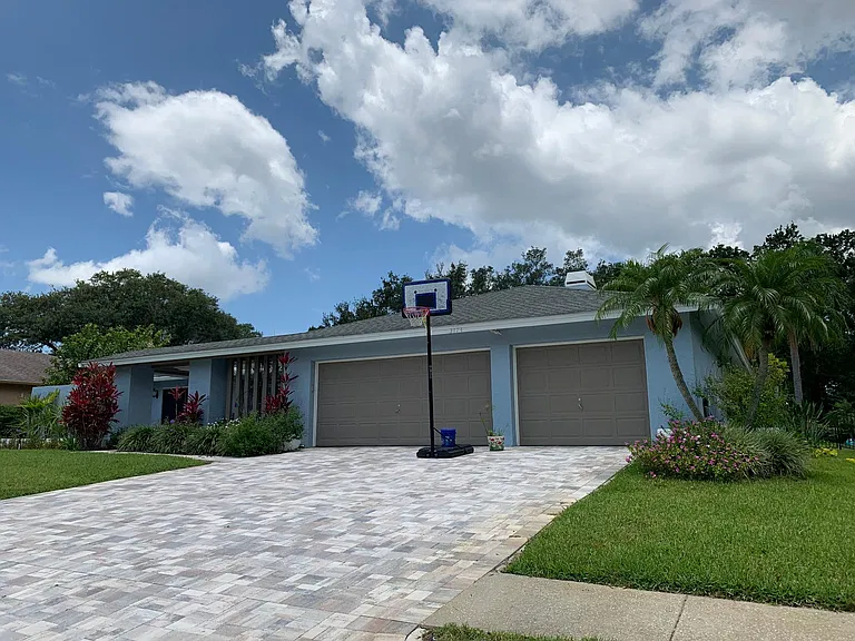 3174 Sandy Ridge Dr — Photo 3